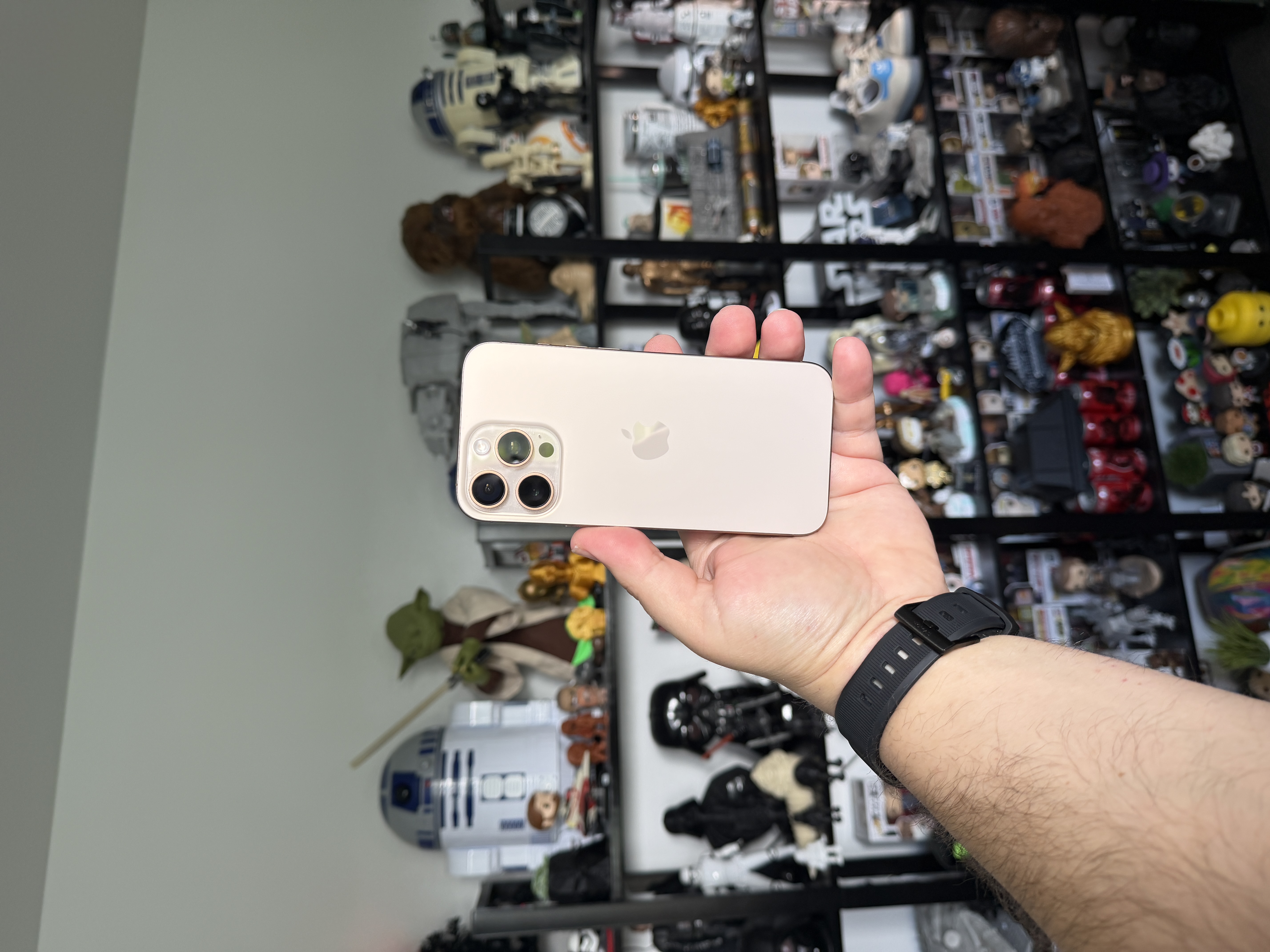 Apple iPhone 16 Pro Max